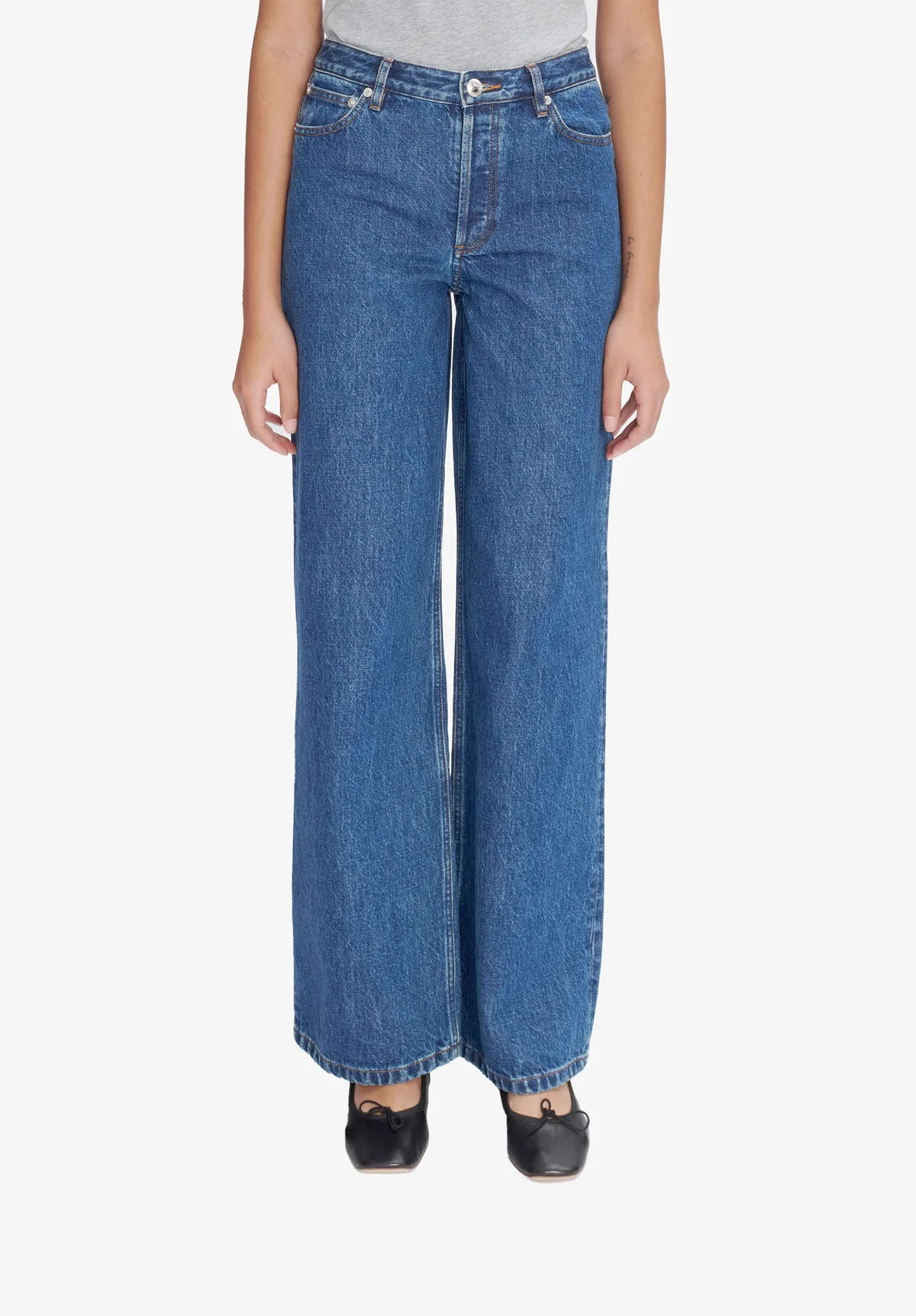 Jean Elisabeth mid blue