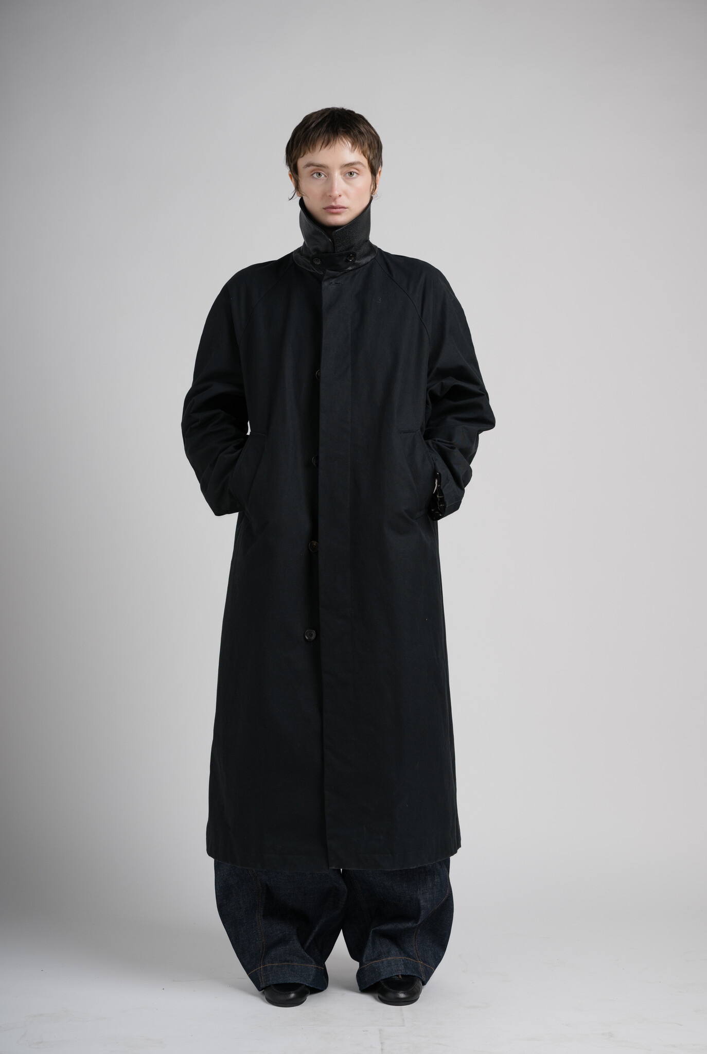 Josseline Long Waxed Coat Off-Black