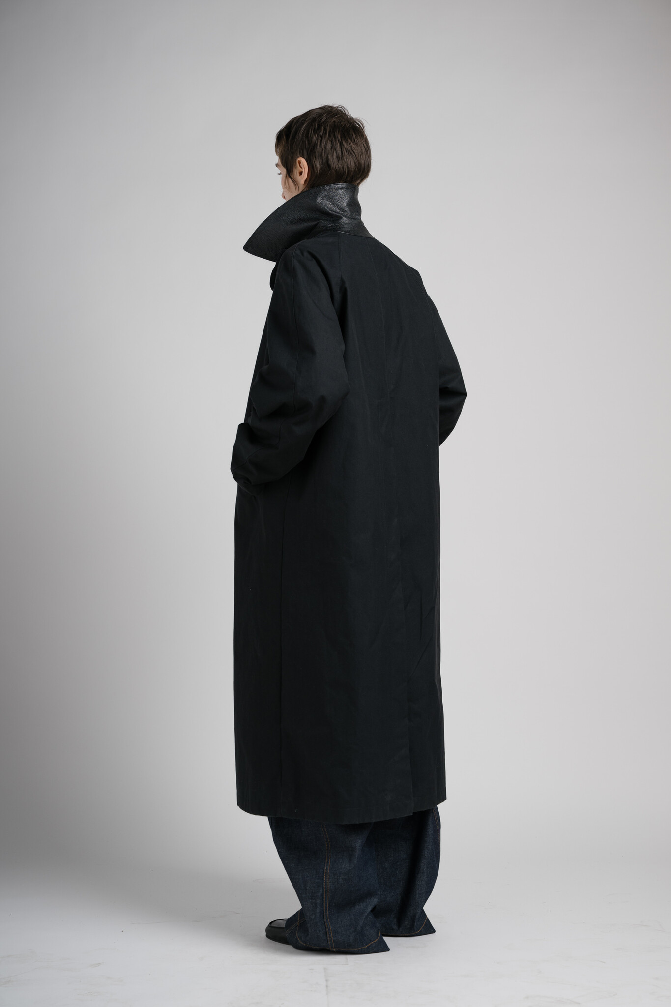 Josseline Long Waxed Coat Off-Black