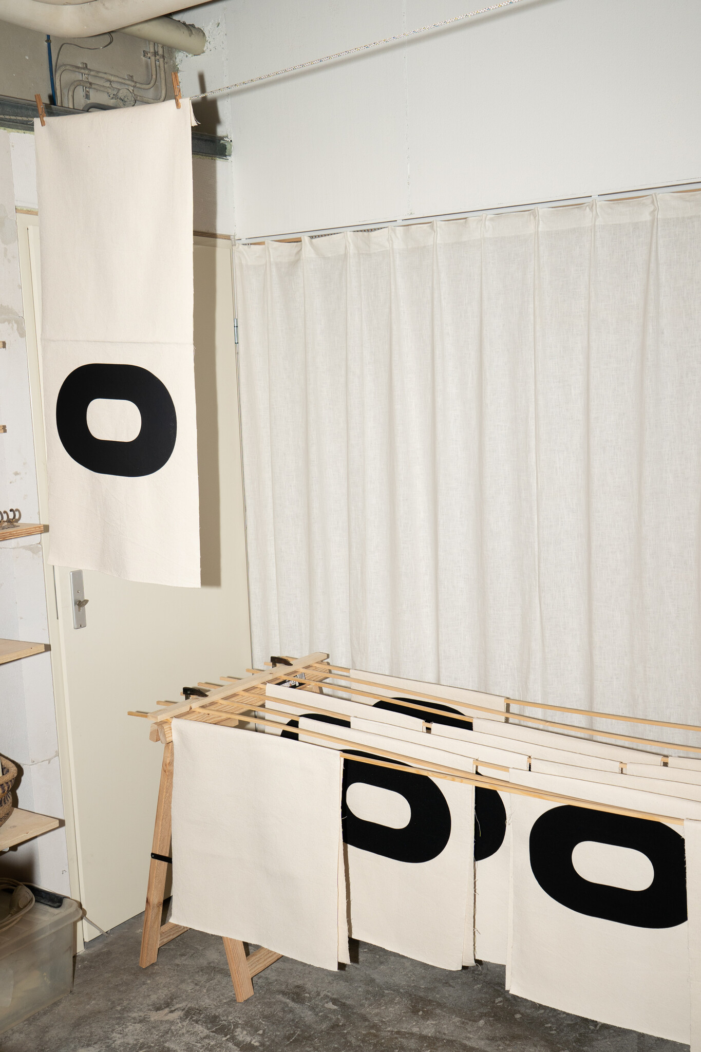 Objet Trouvé cotton Tote Bag