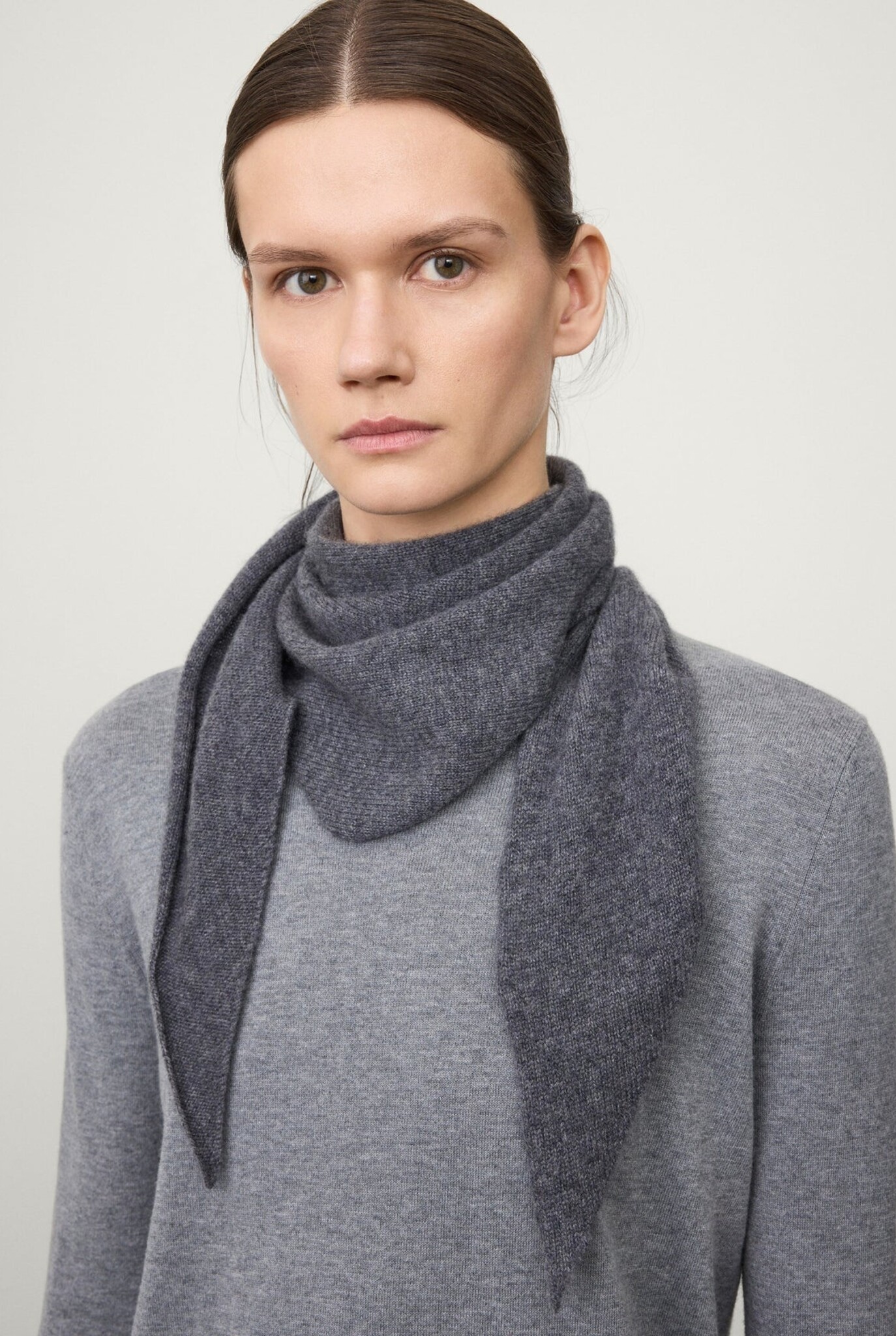 Florianne Scarf Graphite