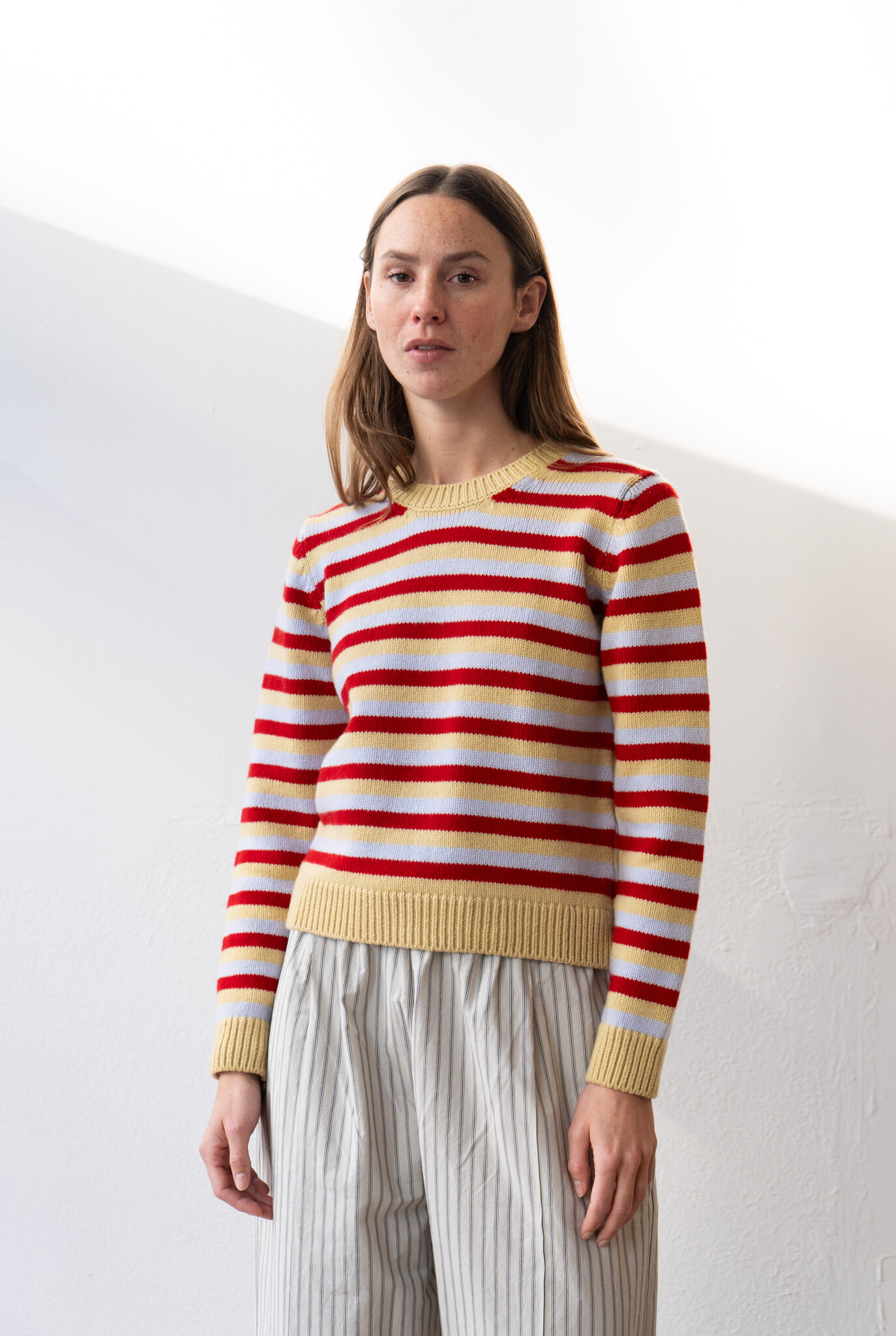 Shrunken Crewneck Acacia/Ruby/Chakra Stripe