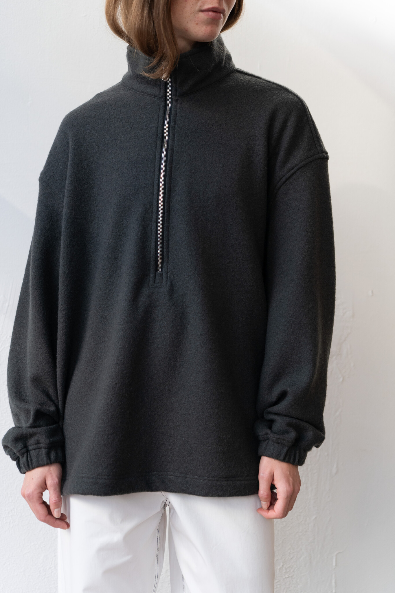 Virgin wool fleece gray