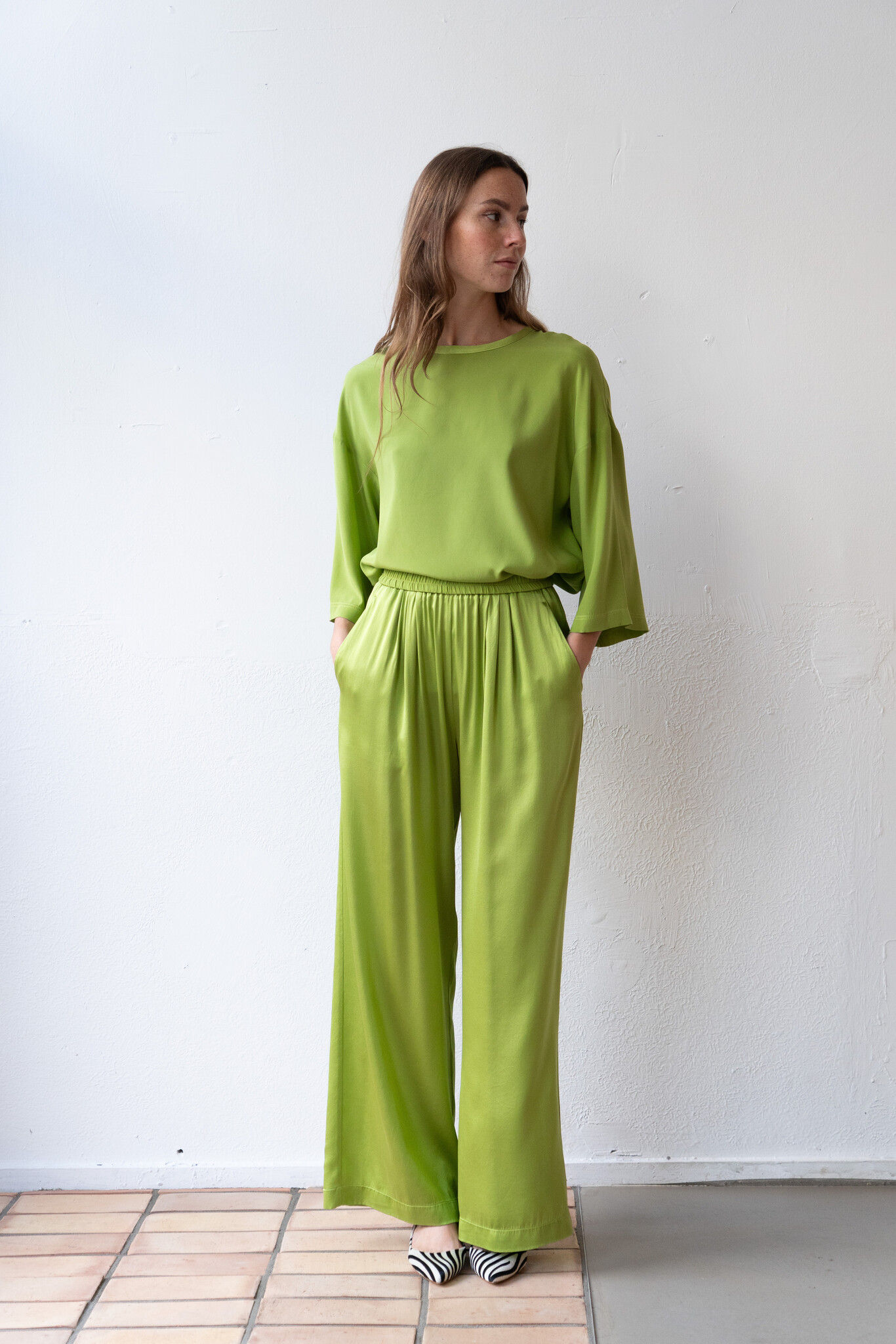 Shiny Silk Satin Loose pants Aloe