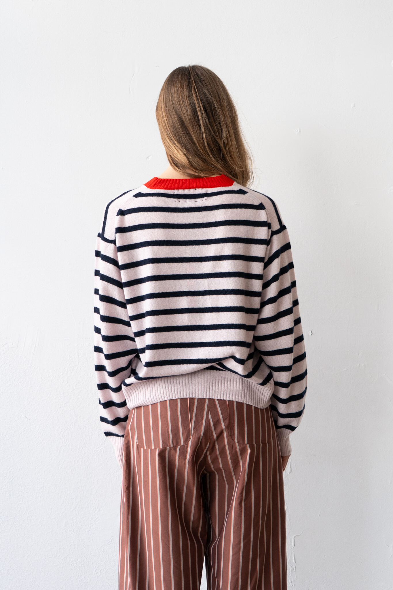 Olga Sweater Pale Pink Navy Red