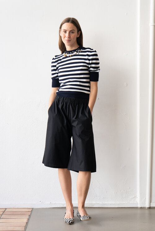 Carli S/S Sweater Navy White