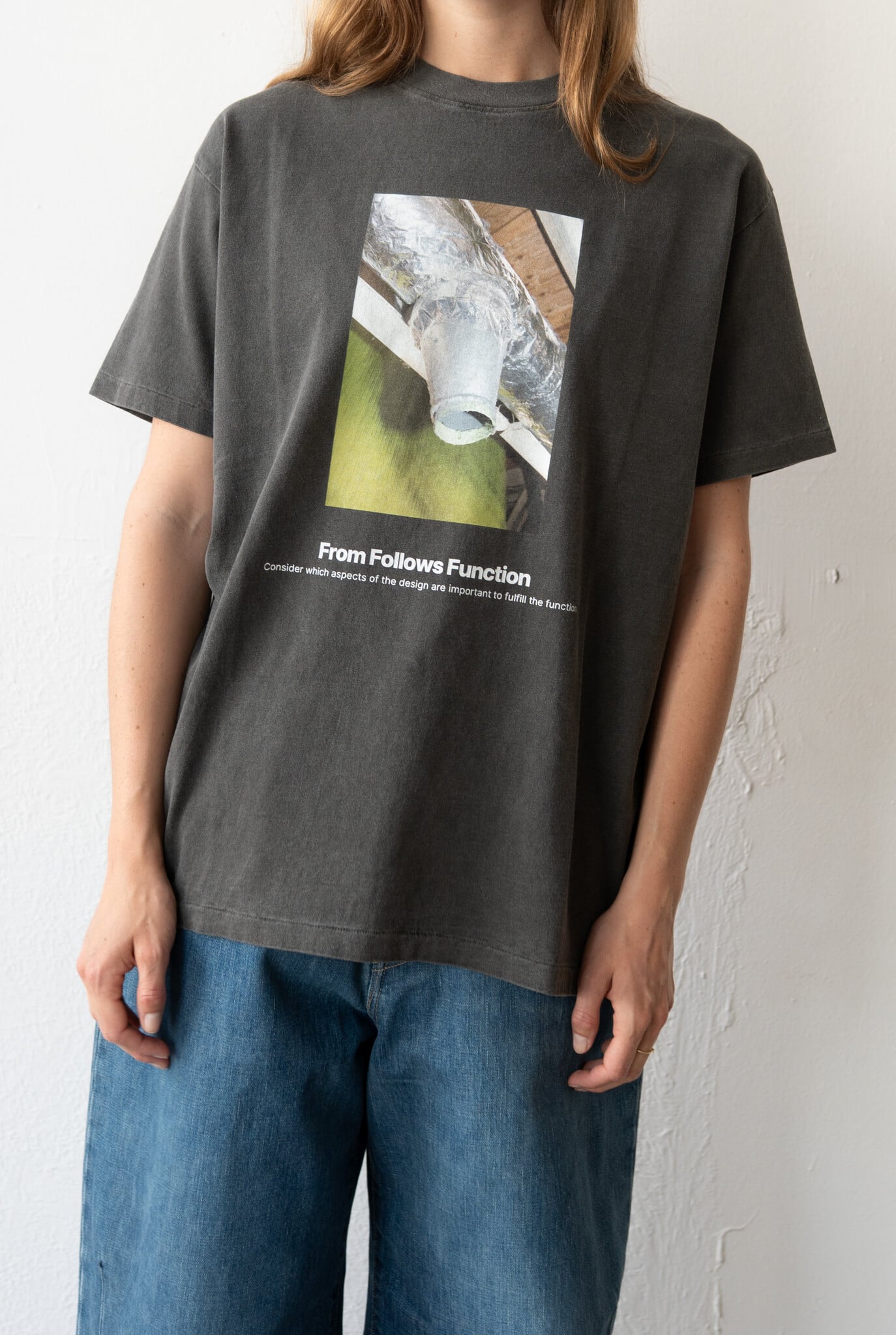 17 Round Shape Dyed Tee 'From Follows Function' Black