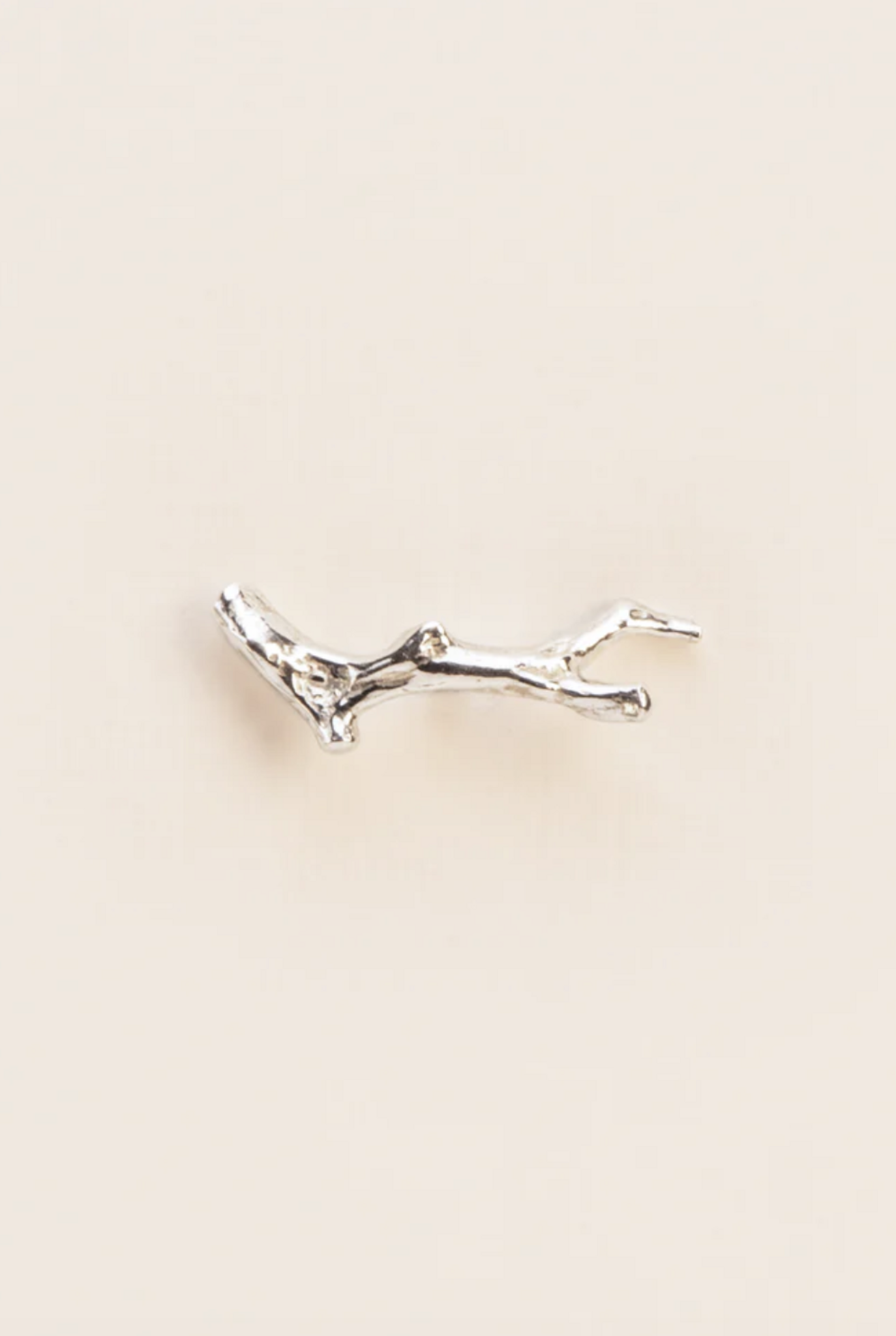 Branch-shaped stud earrings silver