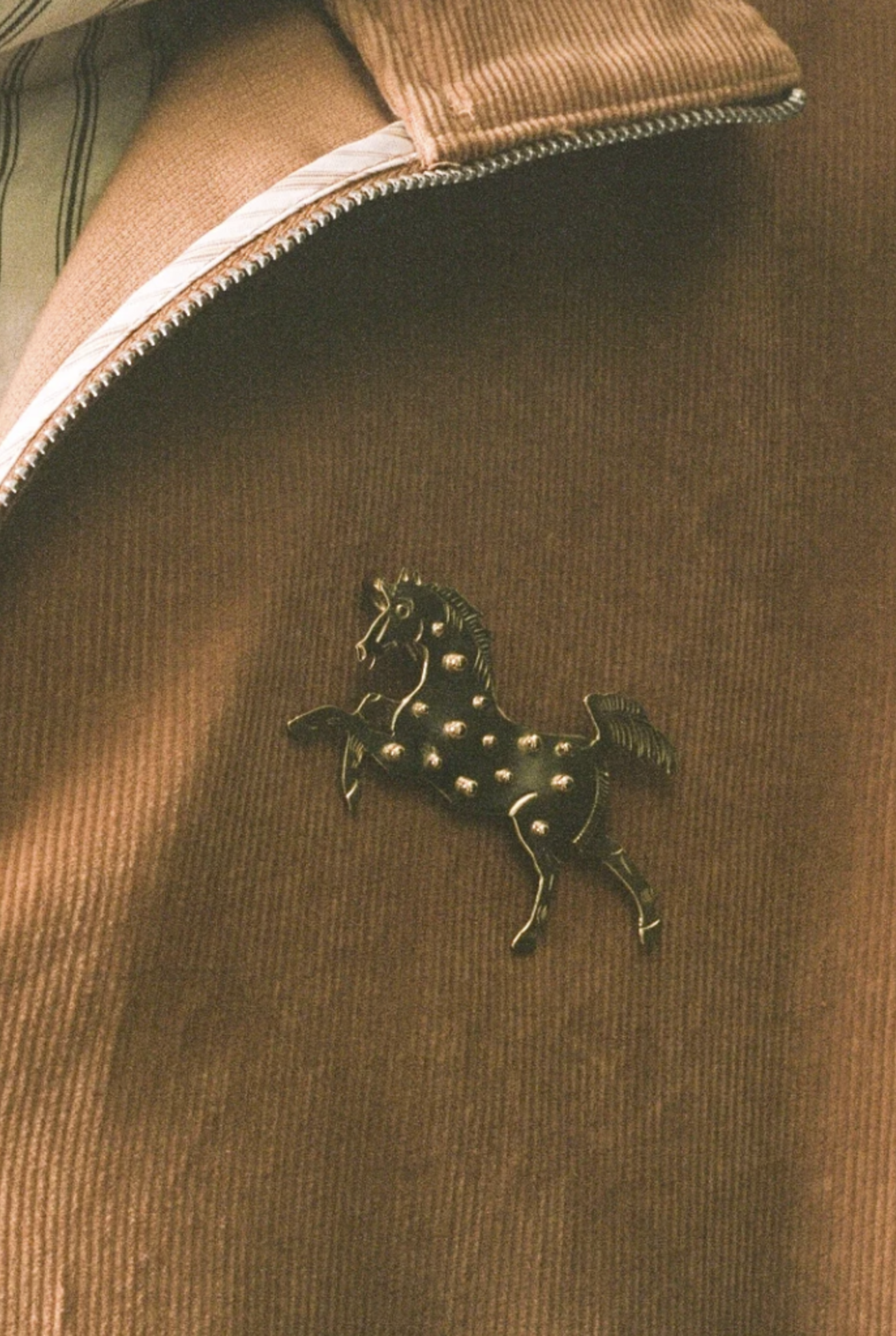 Giddy Up Pin Brass