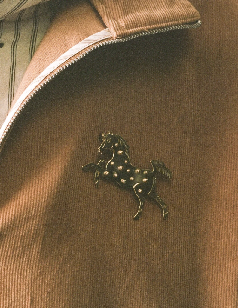Giddy Up Pin Brass