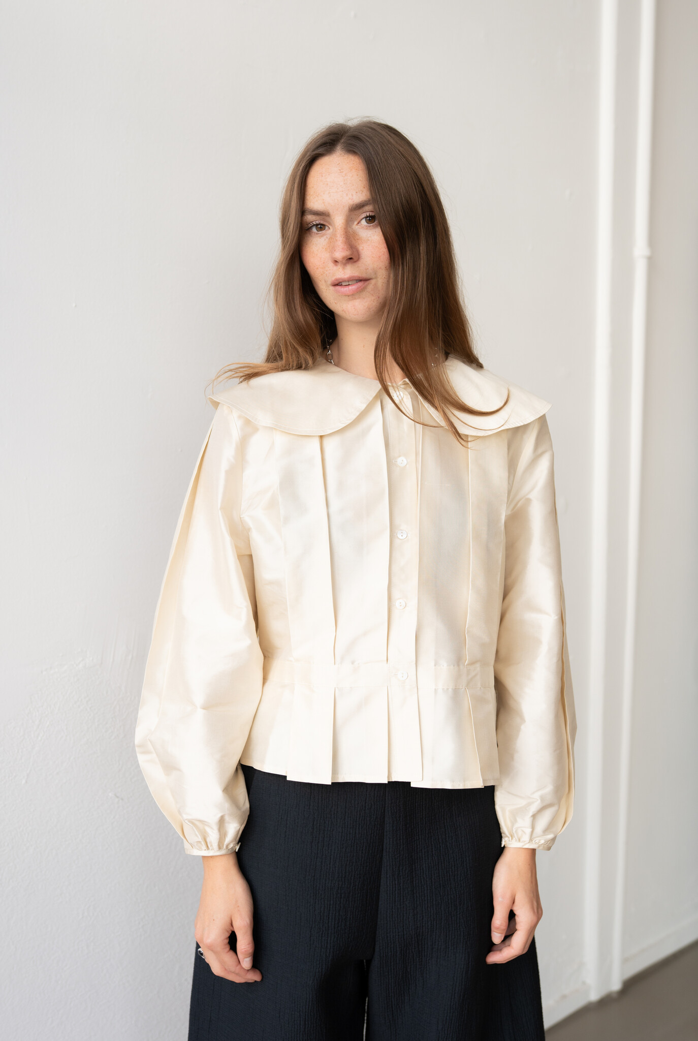 Box Pleat Blouse Ivory