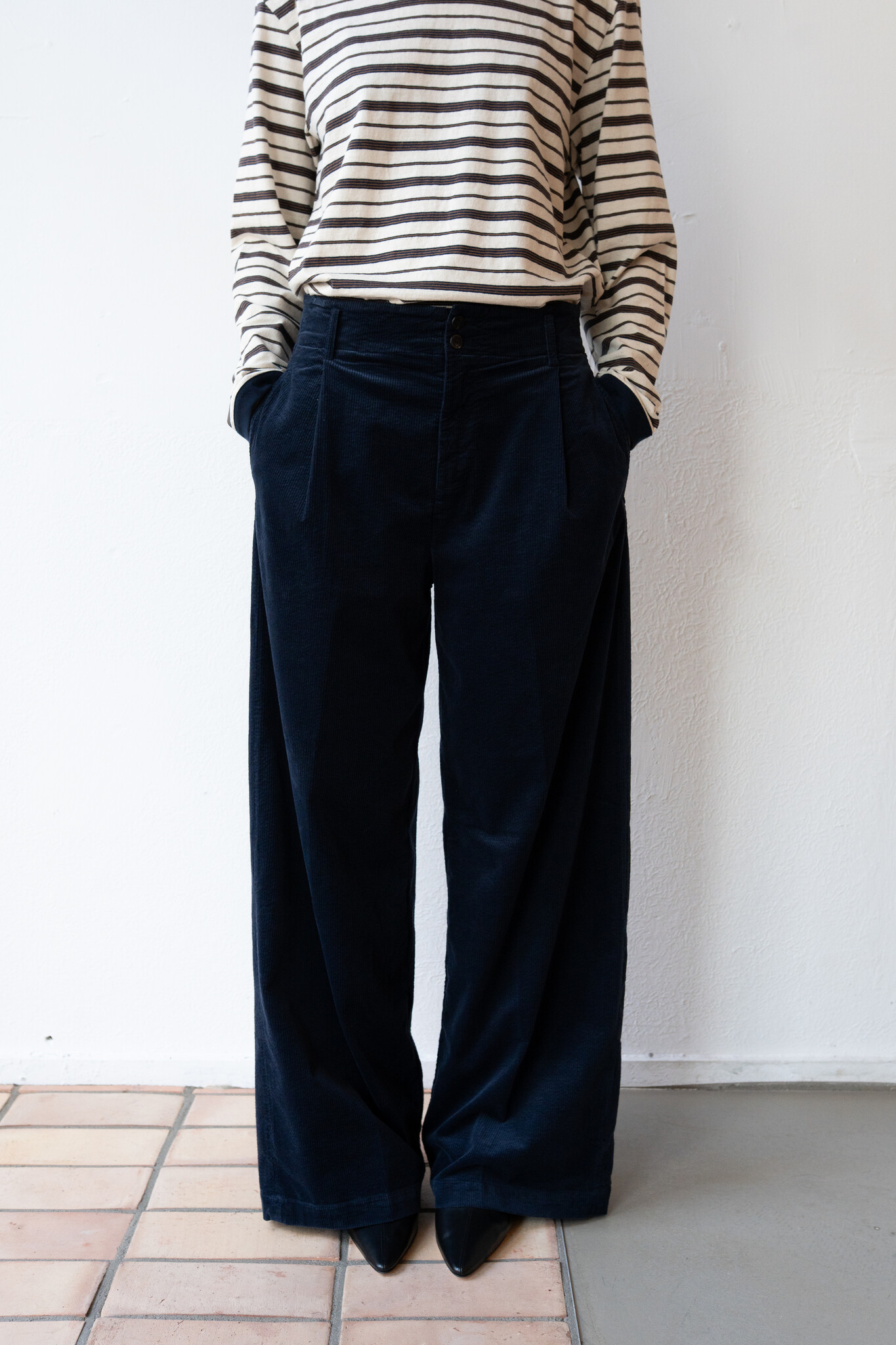 Wide-leg Dk Blue Corduroy Trouser