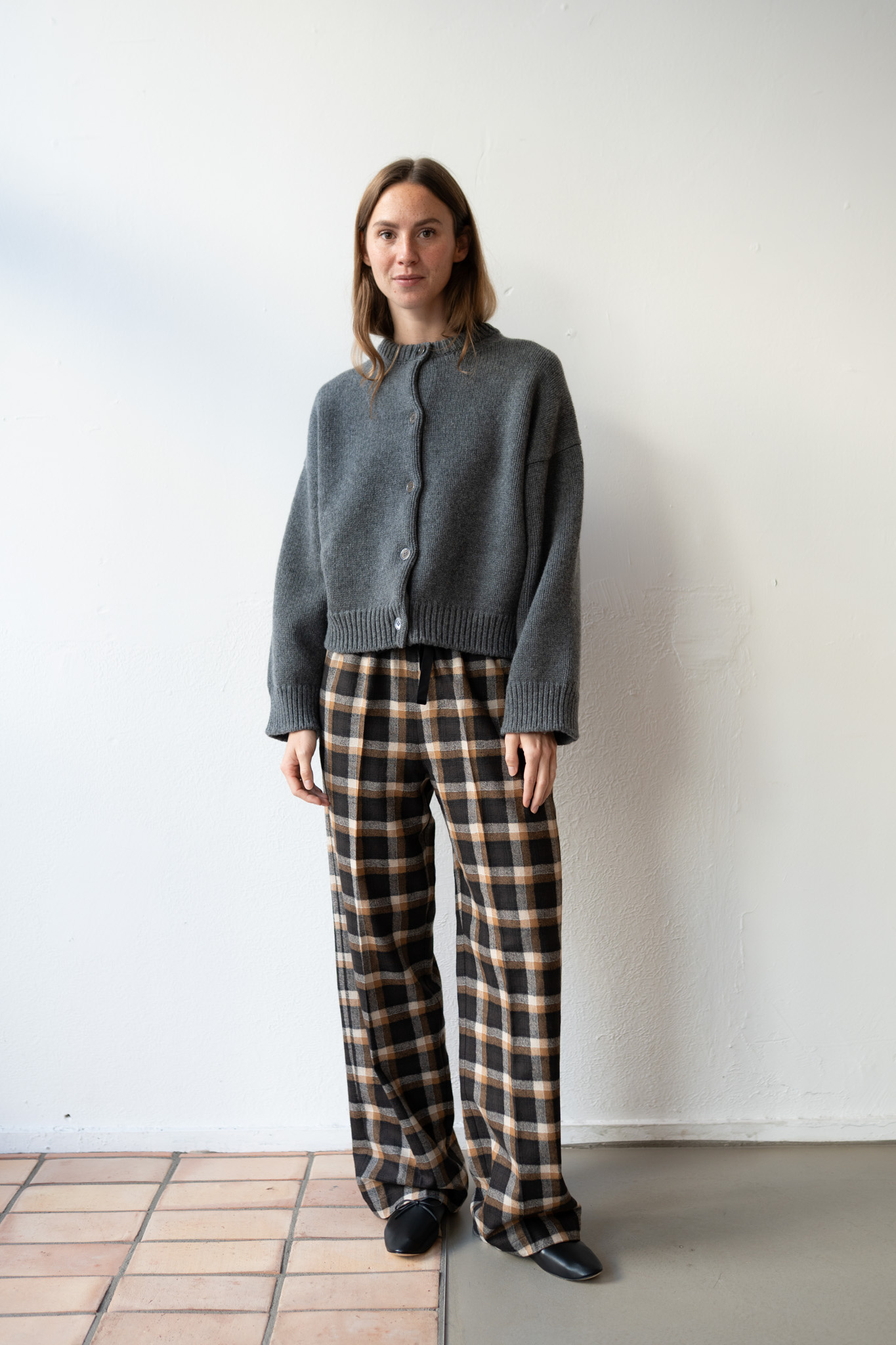 Clar Crew Cardigan Derby Grey