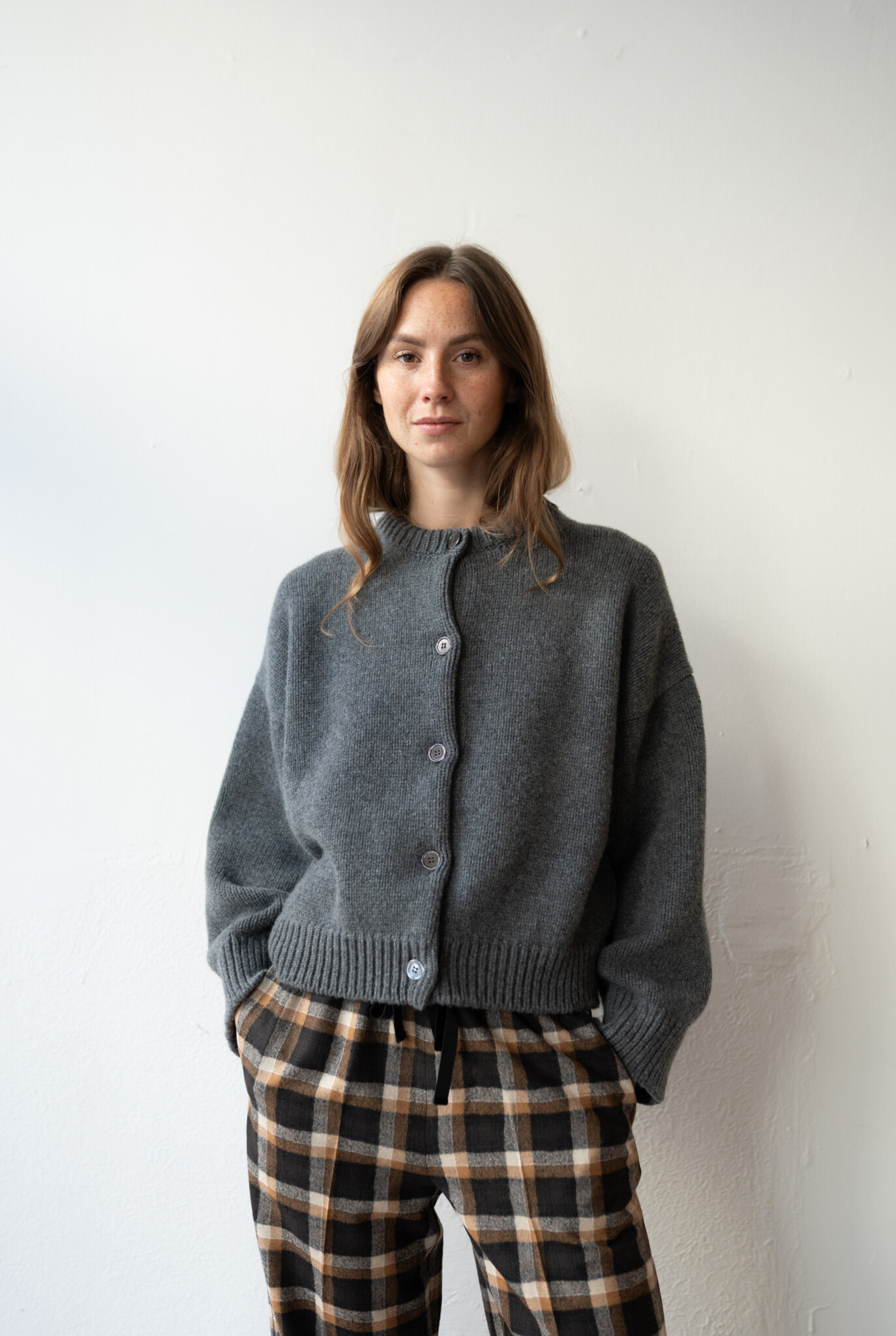Clar Crew Cardigan Derby Grey