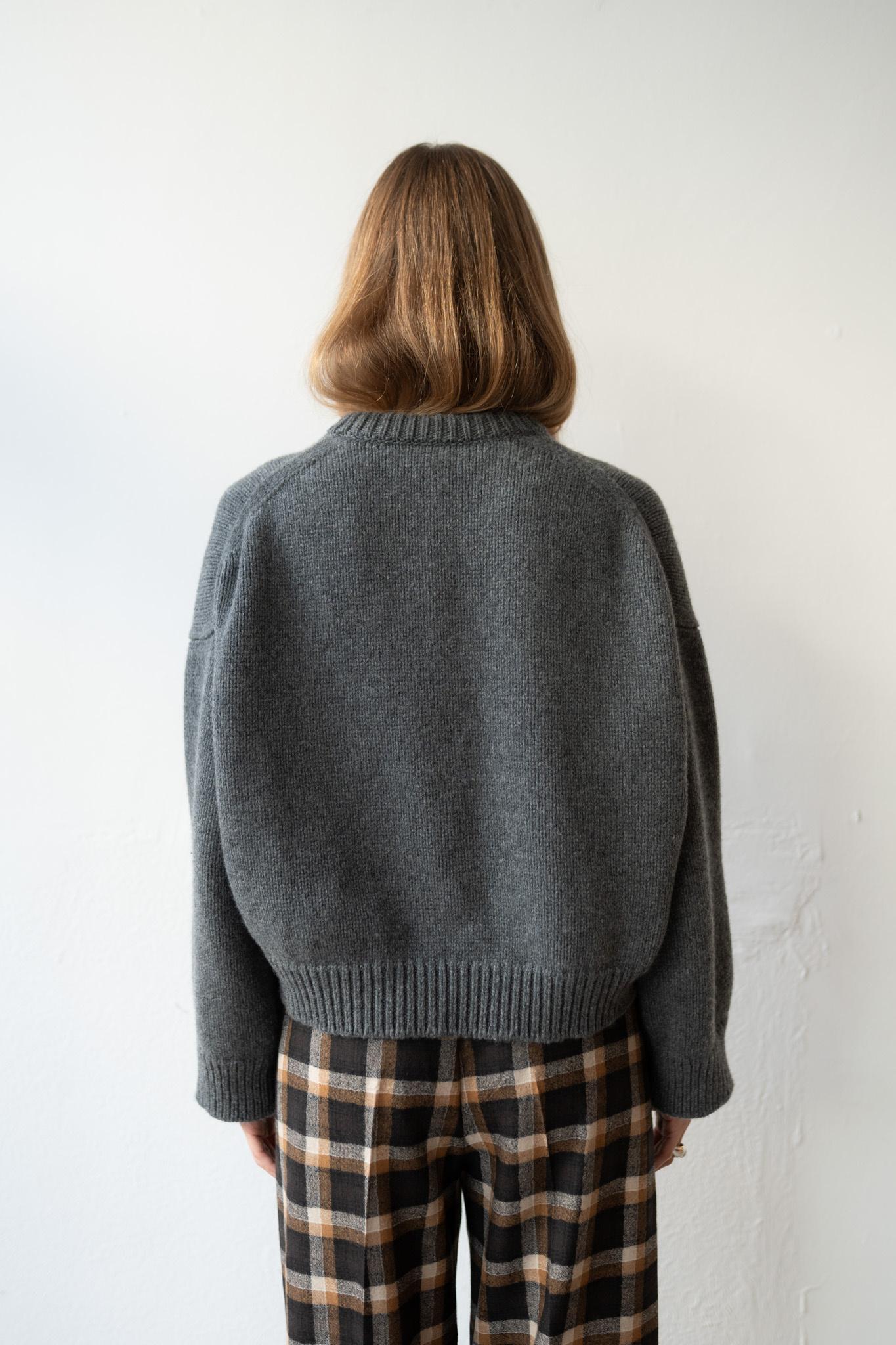 Clar Crew Cardigan Derby Grey
