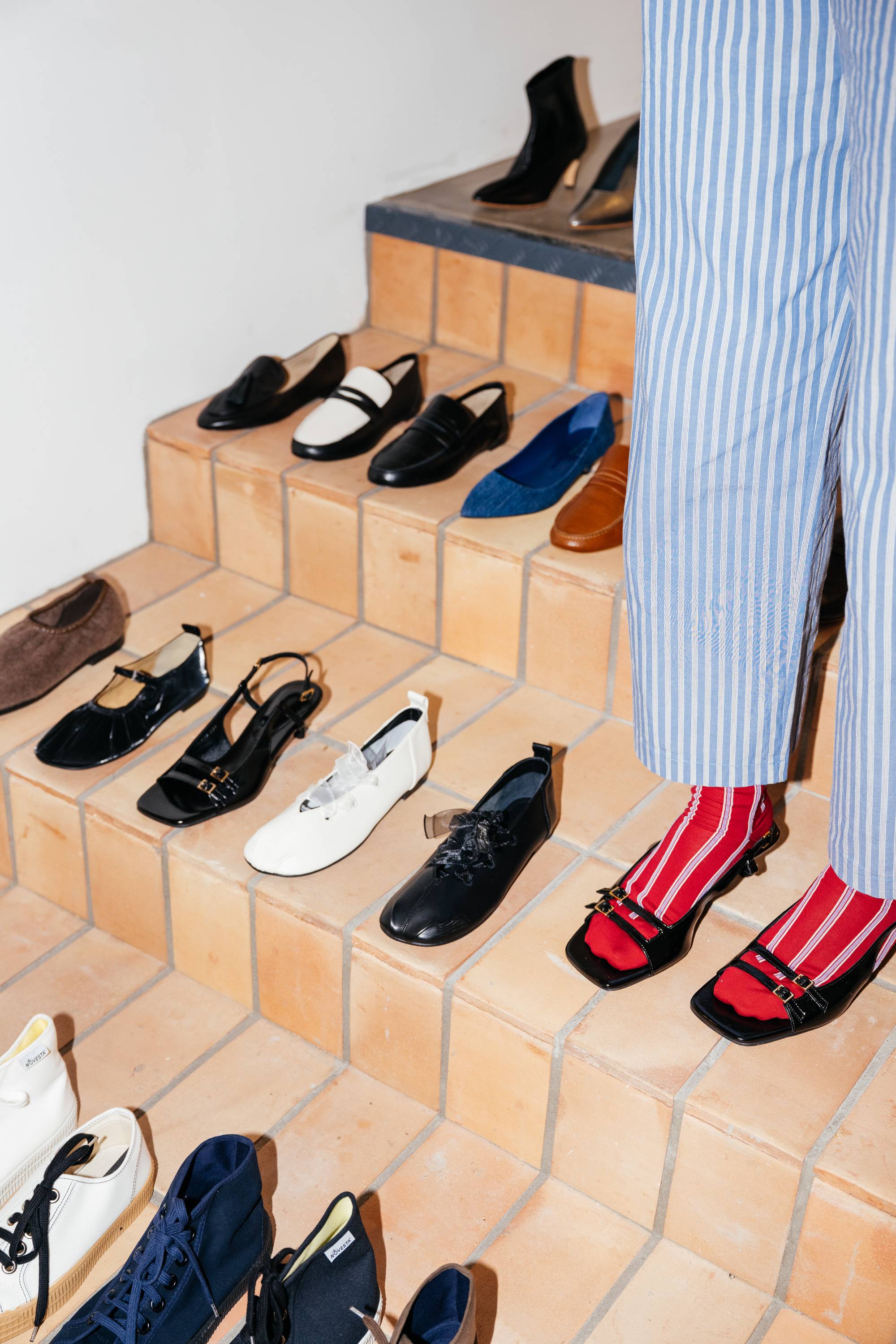 SUMMER SHOES