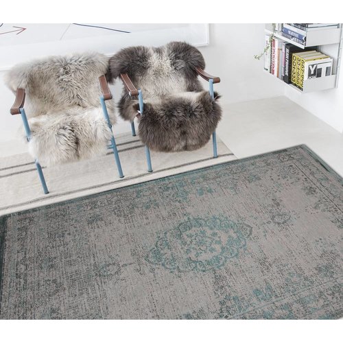 Louis De Poortere Rugs Medallion jade oyster tapijt Fading World Collection