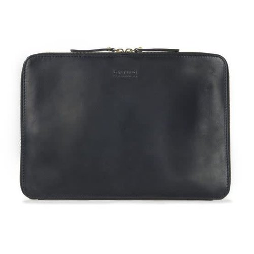 O My Bag Laptophoes 13" met rits - eco klassiek leder zwart O My Bag Laptophoes 13" met rits - eco klassiek leder zwart