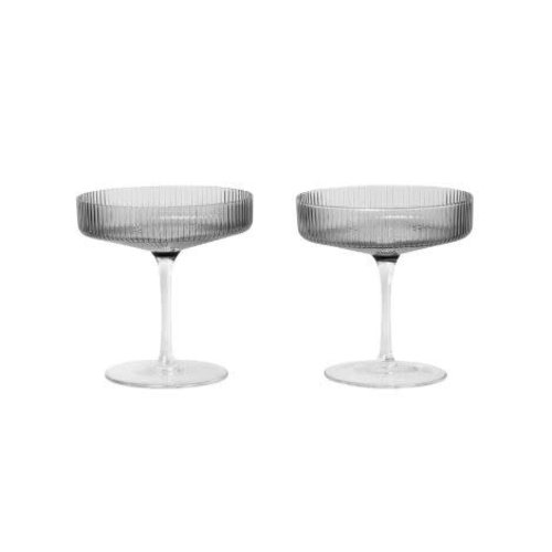 Ferm Living Ripple champagne glazen smoked grey set van 2 Ferm Living Ripple champagne glazen smoked grey set van 2