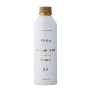 Bolia Huile pour meubles en bois pigmentée blanche Bolia Huile pour meubles en bois pigmentée blanche