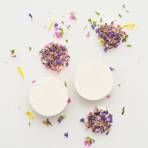 the Munio Wild Flowers organische zepen in (gift)box the Munio Wild Flowers organische zepen in (gift)box