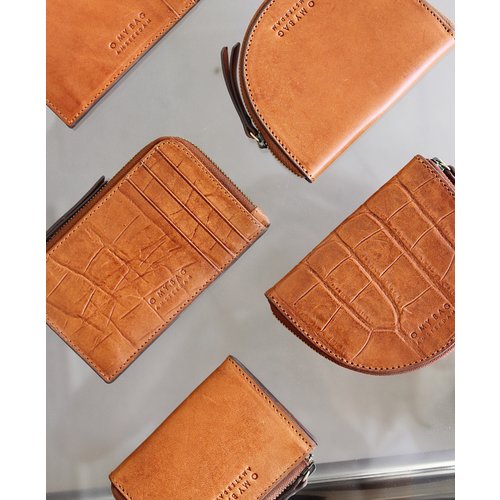 O My Bag Lola geldbeugel cognac - klassiek crocoleder cognac O My Bag Lola geldbeugel cognac - klassiek crocoleder cognac