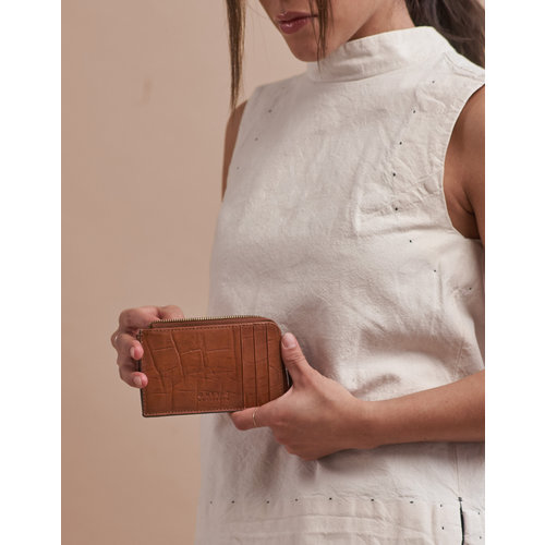 O My Bag Lola geldbeugel cognac - klassiek crocoleder cognac O My Bag Lola geldbeugel cognac - klassiek crocoleder cognac