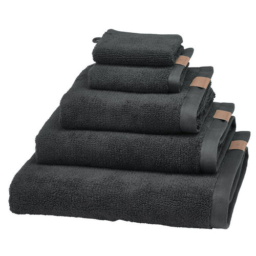 Aquanova Oslo handdoek caviar 55 x 100 Aquanova Oslo handdoek caviar 55 x 100