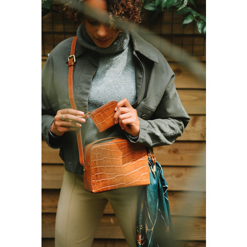 O My Bag Sue handtas - croco klassiek leder cognac