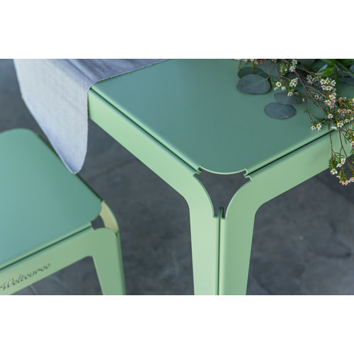 Weltevree Bended tuintafel 90 cm groen