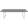 grijs beton grijsgelakt staal