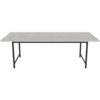 grijs beton zwartgelakt staal