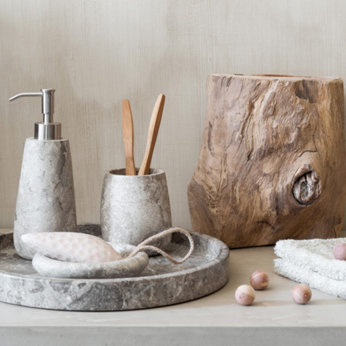 Distributeurs de savon et porte-savons