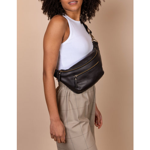 O My Bag Drew bum bag met 2 riemen - soft grain leder zwart