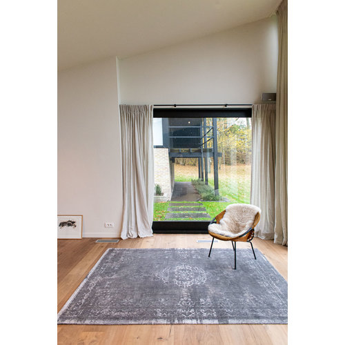 Louis De Poortere Rugs Medallion stone tapijt Fading World Collection