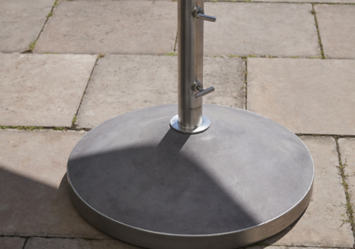 Pieds et supports pour parasols