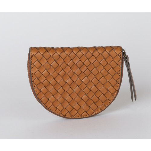 O My Bag Laura portemonnee - klassiek geweven leder cognac