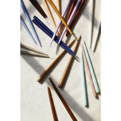 Broste Copenhagen Kaars spits toelopend golden yellow - set van 4 Broste Copenhagen Kaars spits toelopend golden yellow - set van 4