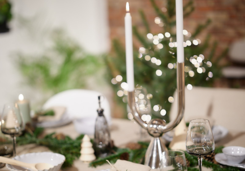 The Silver One, une table de fête