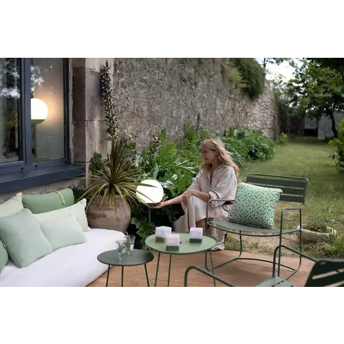 Fermob Cocotte bijzettafel bleu maya metaal Ø 34,5 x H 36 Fermob Cocotte bijzettafel bleu maya metaal Ø 34,5 x H 36