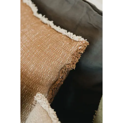 Lorena Canals Handloom rechthoekig kussen oker
