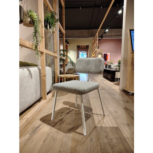 Studio Henk Ode eetkamerstoel - witte frame - grijze Brema zitting