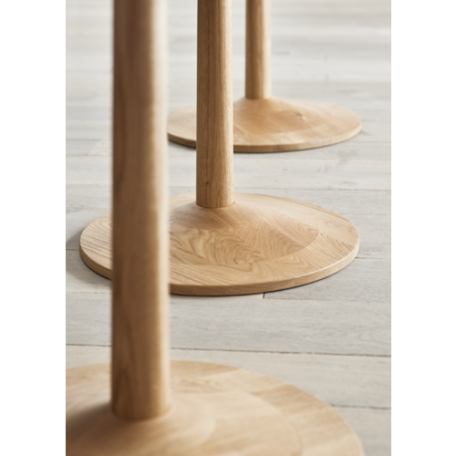 Bolia Turned ronde eettafel gelakt eiken natuur Ø 75 cm