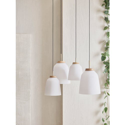 Bolia Campa hanglamp vermessingd ijzer Ø 35 cm - TOONZAALMODEL Bolia Campa hanglamp vermessingd ijzer Ø 35 cm - TOONZAALMODEL