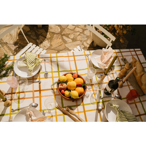 Maison Dînette Rothko curry tafelkleed 250 x 170 Maison Dînette Rothko curry tafelkleed 250 x 170