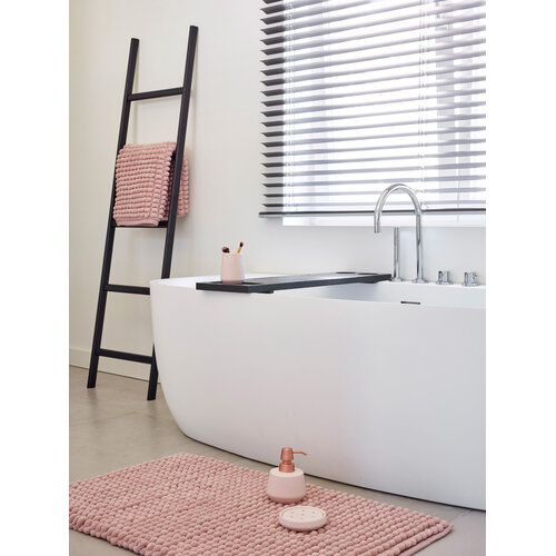 Aquanova Axel badmat 60 x 100 dusty pink