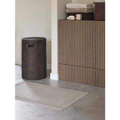 Aquanova Yuna badmat truffle 60 x 100 Aquanova Yuna badmat truffle 60 x 100