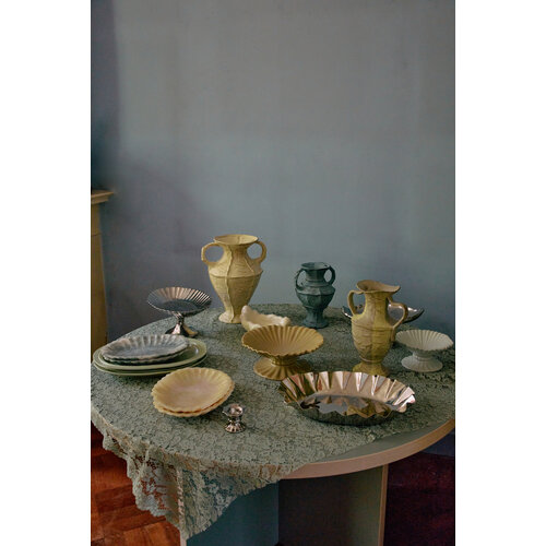 HKLiving New classics: Chrome schaal medium HKLiving New classics: Chrome schaal medium