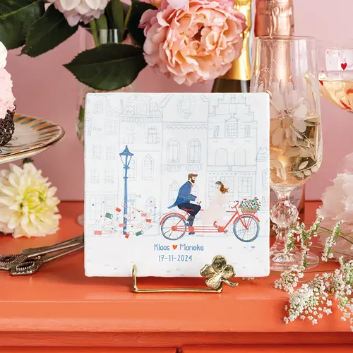 StoryTiles It's official tegel small StoryTiles It's official tegel small