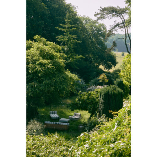 HKLiving Lazy lounge chair outdoor chalkstripe HKLiving Lazy lounge chair outdoor chalkstripe